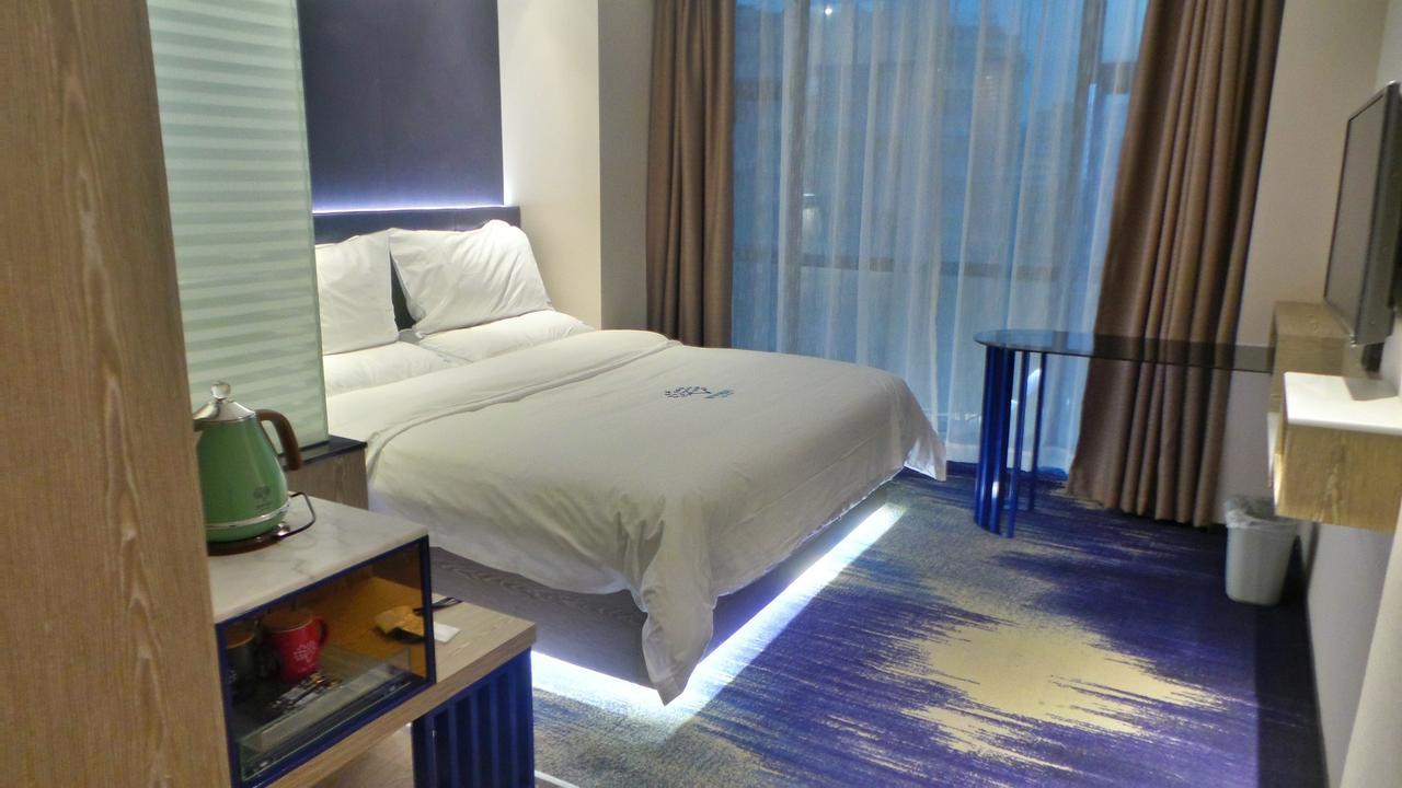 Lifu Hotel Wankel Jiang Tai Road Metro Station Branch Kuangcsou Kültér fotó