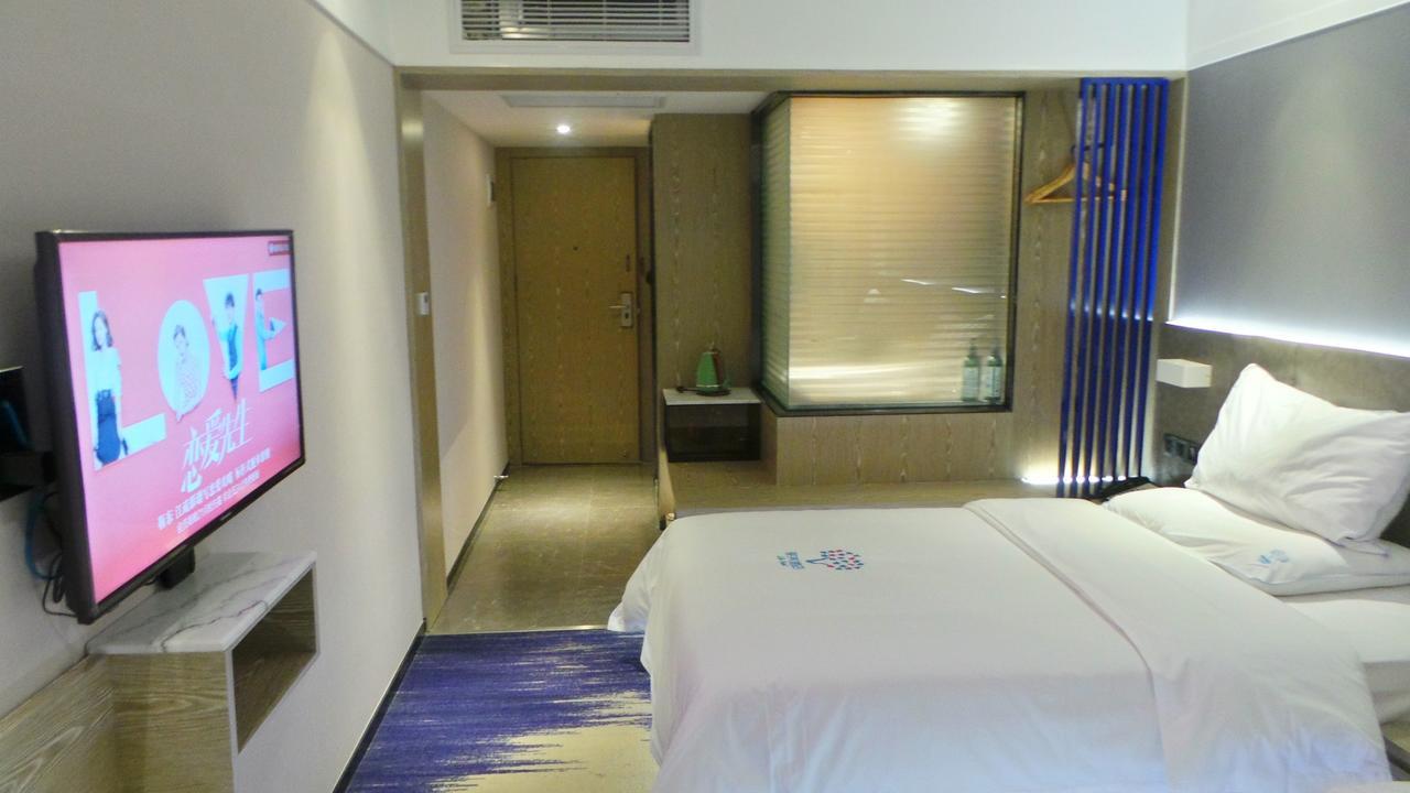 Lifu Hotel Wankel Jiang Tai Road Metro Station Branch Kuangcsou Kültér fotó