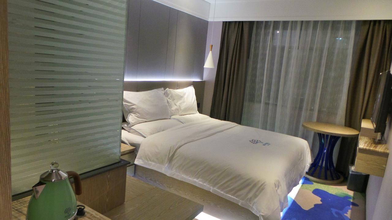 Lifu Hotel Wankel Jiang Tai Road Metro Station Branch Kuangcsou Kültér fotó