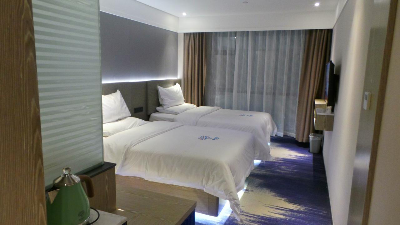 Lifu Hotel Wankel Jiang Tai Road Metro Station Branch Kuangcsou Kültér fotó